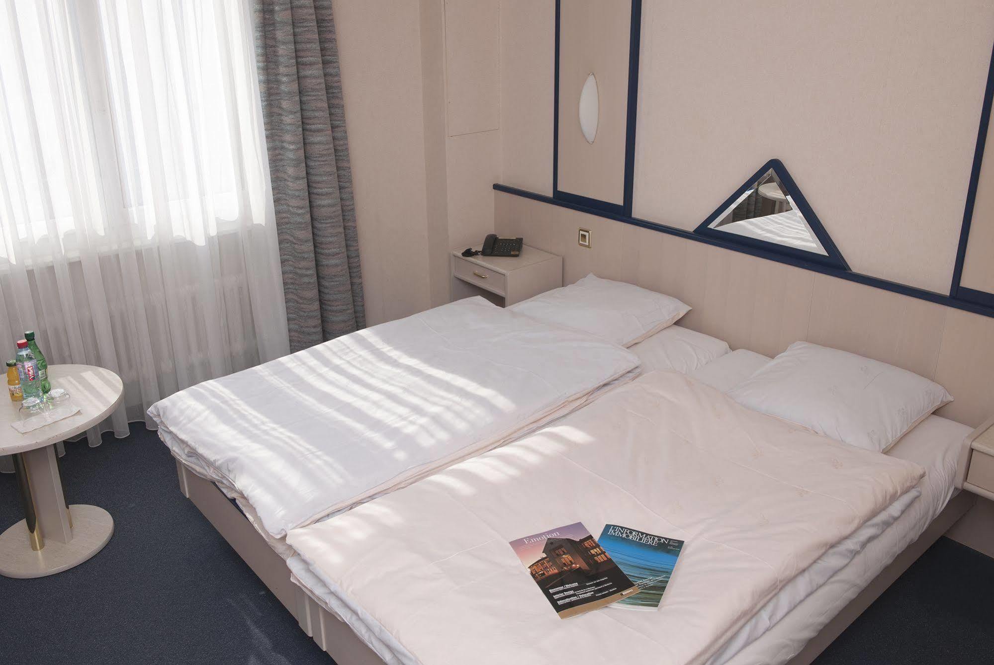 Hotel Crystal Lausanne Ngoại thất bức ảnh